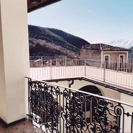 Piazzetta Del Forno Grazioso Bilocale Ad Assergi Buitenkant foto